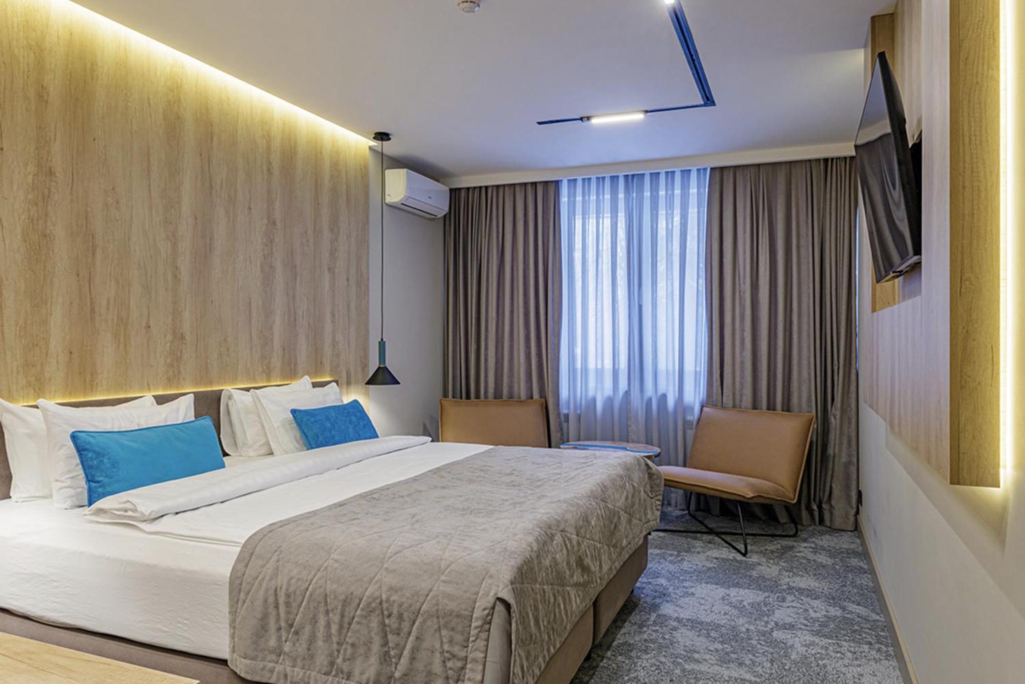Тау-House Hotel Kok-Shoky Екстериор снимка